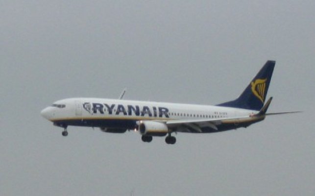 Ryanair, condamnată pentru încălcarea legislaţiei muncii